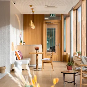 Hood 3*, Genève Suisse
